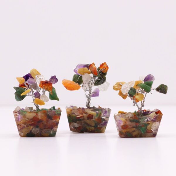 Mini árbol de piedras preciosas sobre base de orgonita - Piedras múltiples (15 piedras) - Imagen 3
